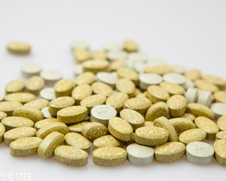 媽富隆要吃多久？短效避孕藥服用時(shí)間
