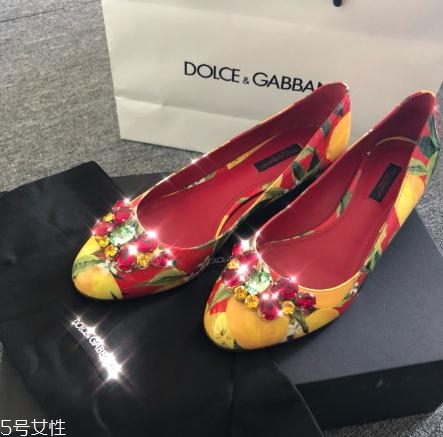 杜嘉班納鞋子多少錢？性感高貴的代名詞