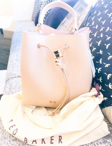 ted baker在中國(guó)有專柜嗎？顏值超高還不會(huì)撞款的包包
