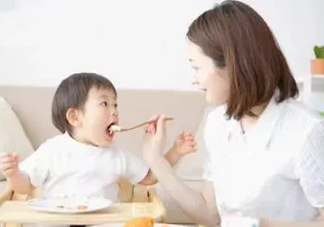 一歲以內(nèi)的寶寶不能吃什么？醬油等常見食物不能吃