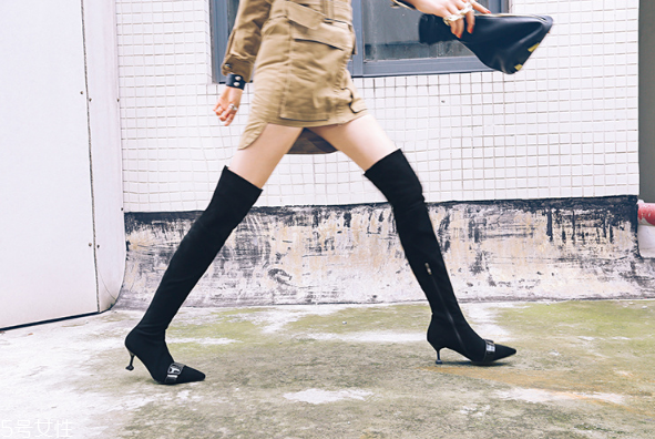 腿粗腿短適合穿什么靴子 不同的腿型不同選擇 腿粗腿短適合穿什么靴子 不同的腿型不同選擇