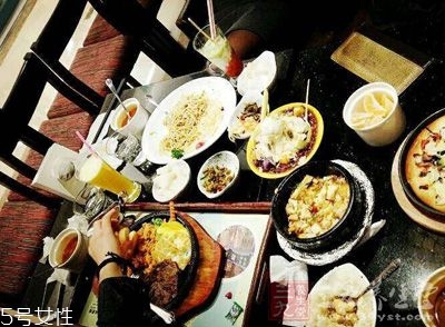 女人常吃哪些食物能滋陰補(bǔ)血？五大滋陰補(bǔ)血圣品