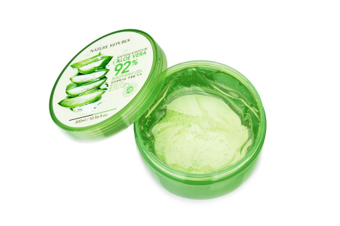 用蘆薈膠前需要洗臉嗎？蘆薈膠小孩也可以用