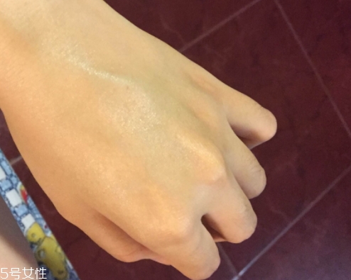 自然堂面霜效果怎么樣？秋冬補水從一款面霜開始