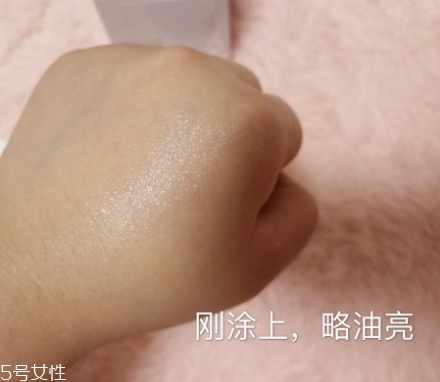 自然堂面霜哪款好用？從不同系列適合的膚質(zhì)介紹