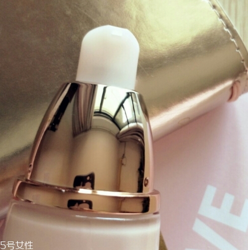 自然堂乳液怎么打開？按壓不出來不要著急