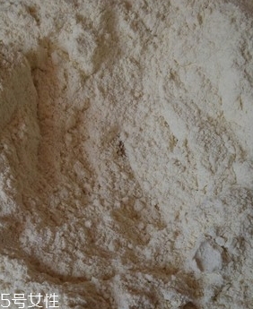 油角的皮要怎樣才松脆？關(guān)鍵看火候和時(shí)間
