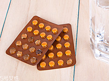 葉酸和鈣片可以同時(shí)吃嗎？葉酸和鈣片同吃無害