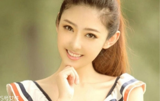 果酸換膚能去黑頭嗎？果酸換膚還可以祛痘