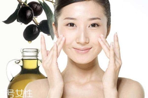 如何用橄欖油洗臉？美容又護(hù)膚