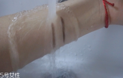 自然堂眉筆怎么樣？來看看眉筆的質(zhì)量