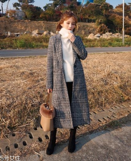 灰色大衣配什么顏色包包？這樣搭配穿出高級(jí)感