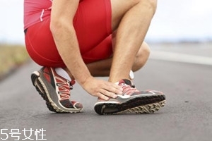 崴腳了怎么辦？緩解疼痛6大招