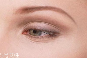 上班族女性如何去除眼角細紋？教你幾個小妙招