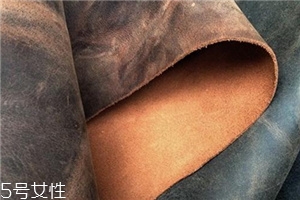 瘋馬皮為什么越用越亮？都是時(shí)間的沉淀