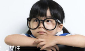 經(jīng)常用眼吃什么？多吃綠色和黃色食物