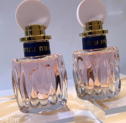 miumiu2018粉色香水好聞嗎？和舊款香水哪個更好聞