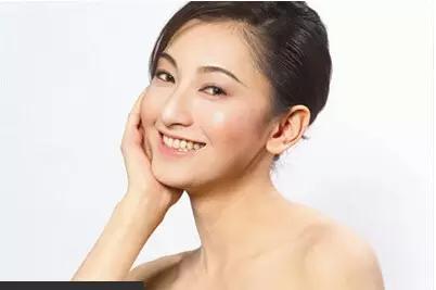 吃什么可以調(diào)理膚色？健康飲食很重要