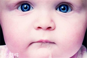 怎樣應(yīng)對寶寶口臭問題？體內(nèi)外調(diào)節(jié)是關(guān)鍵