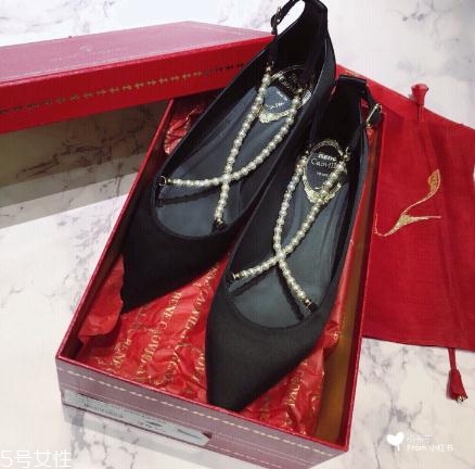 rene caovilla是什么牌子？足尖的奢華藝術品