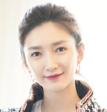 2018開年爆款色莓果紫，怎么涂更美？