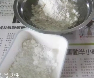 蘿卜丸子用什么粉？面粉還是淀粉？