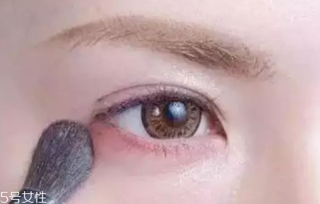 兔子腮紅怎么畫才可愛？中年少女必備腮紅畫技