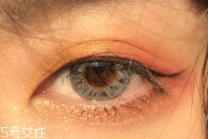 2018暖冬妝容怎么畫？敲溫暖的眼妝畫法
