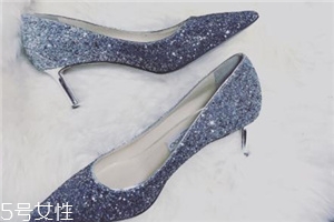 jimmy choo鞋子多少錢(qián)？最撩人的高跟鞋代表