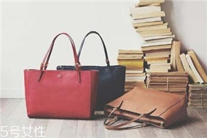 tory burch是奢侈品嗎？優(yōu)雅大氣的輕奢風(fēng)包包