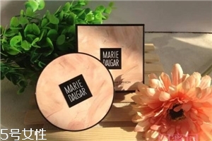 瑪麗黛佳底妝產(chǎn)品哪款好用？化妝包里必帶款
