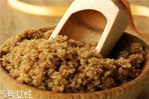 赤砂糖就是紅糖嗎？教你辨別真假紅糖