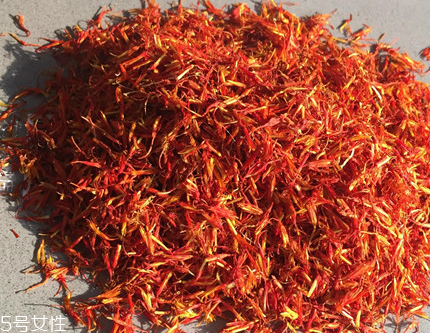 紅花泡腳孕婦可以用嗎？妊娠期禁止使用紅花
