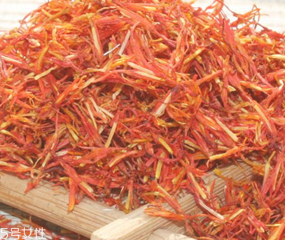 紅花泡腳孕婦可以用嗎？妊娠期禁止使用紅花