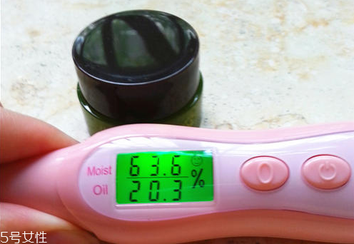悅詩風(fēng)吟面霜好用嗎？正確的時(shí)間使用面霜更好