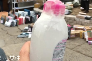 網(wǎng)購卸妝水凍成冰坨，化妝品該怎么保存？