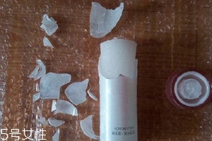 化妝品凍僵了還有效果嗎？美白產品別用了
