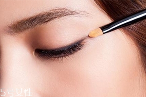 睫毛膏和種睫毛哪個(gè)好？