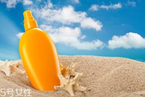 防曬霜為什么會過敏？二苯酮-3風(fēng)險大