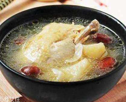 冬天喝雞湯還是鴨湯？雞湯和鴨湯各有優(yōu)點