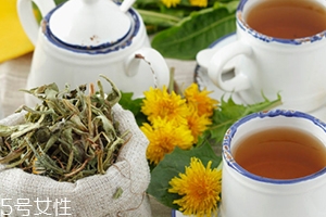 枸杞和蒲公英可以一起泡水喝嗎？