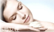 精華液有多少種？這4種適合不同的膚質(zhì)