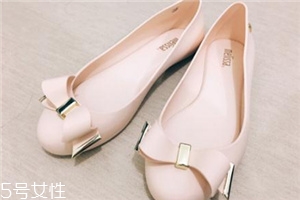 melissa果凍鞋尺碼準嗎？少女心炸裂的公主鞋
