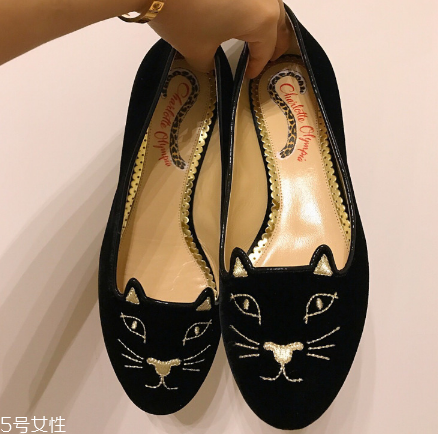 charlotte olympia貓咪鞋多少錢？平底鞋中的萌貨代表