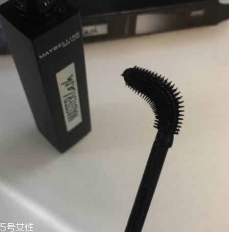 美寶蓮彎彎睫毛膏多少錢(qián)？美寶蓮重新定義睫毛膏