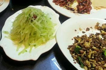 晚飯什么時(shí)候吃最好？這個(gè)點(diǎn)吃晚飯危害大