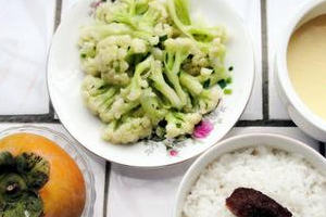 飯后可以做哪些養(yǎng)生舉動？這些做到了比同齡人多活10年