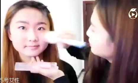 內(nèi)雙怎么畫眼線？?jī)?nèi)雙眼皮畫眼妝技巧