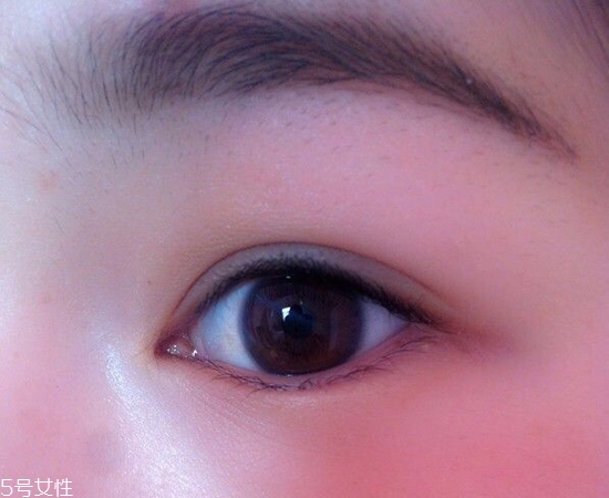 內(nèi)雙怎么畫眼線？?jī)?nèi)雙眼皮畫眼妝技巧