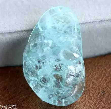 海藍寶可以戴著睡覺嗎？整片海洋都在你手上了